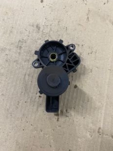 Моторчик стояночного тормоза