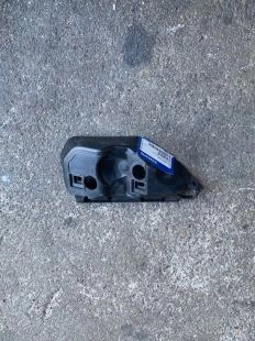 Кронштейн бампера