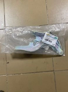 Петля капота