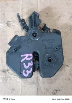 Замок капота