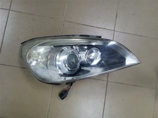 Фара ксеноновая