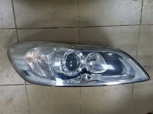 Фара галогеновая