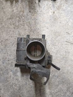 Дроссельная заслонка