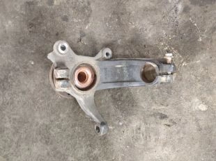 Кулак поворотный