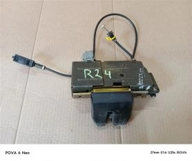 Замок двери багажника