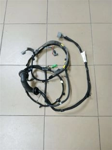 Жгут проводов двери багажника