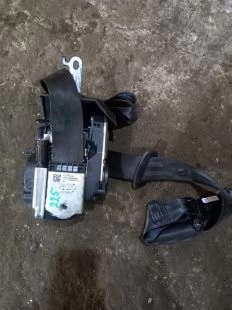 Ремень безопасности