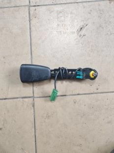 Защелка ремня безопасности