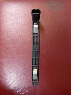 Фиксатор фары