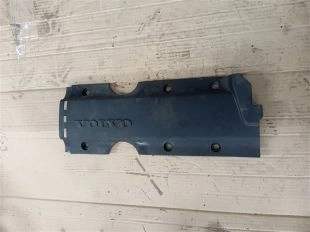 Декоративная крышка двигателя