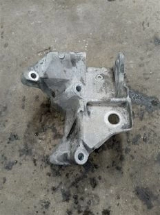 Кронштейн ДВС